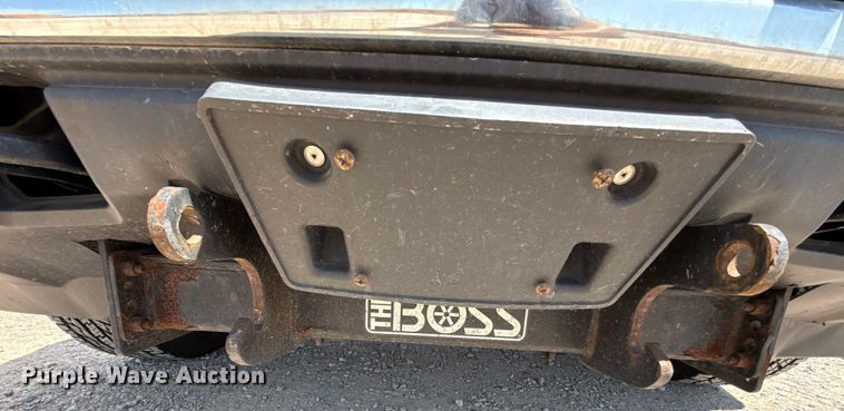 image for item EU2078 2015 Chevrolet Silverado 3500HD utility bed pickup truck