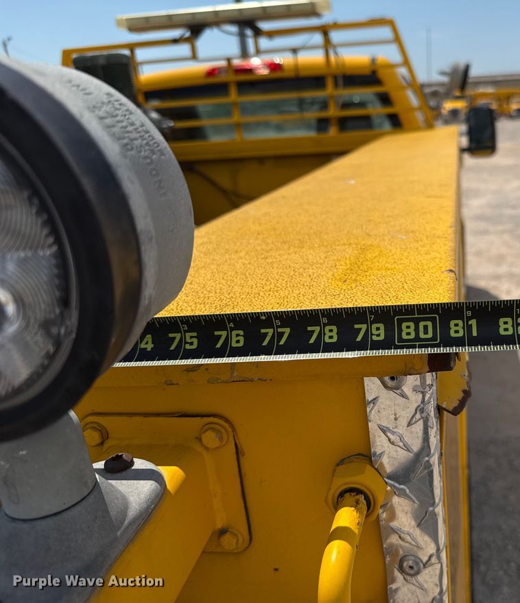 image for item EU2078 2015 Chevrolet Silverado 3500HD utility bed pickup truck