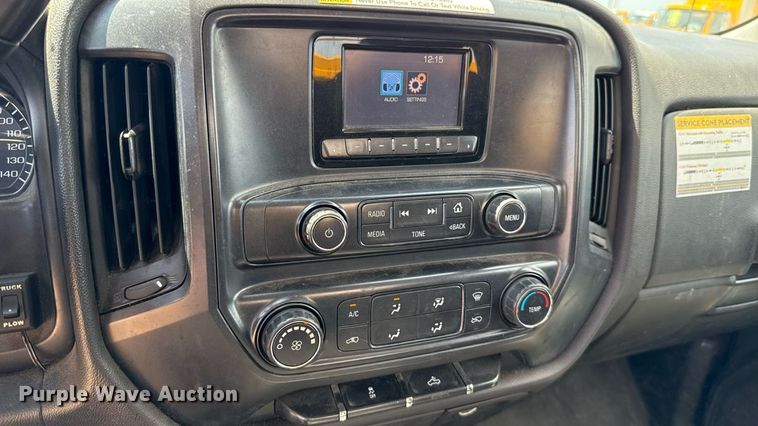 image for item EU2078 2015 Chevrolet Silverado 3500HD utility bed pickup truck