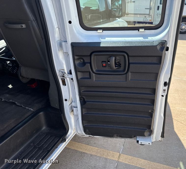 image for item EU2158 2016 Chevrolet Express van