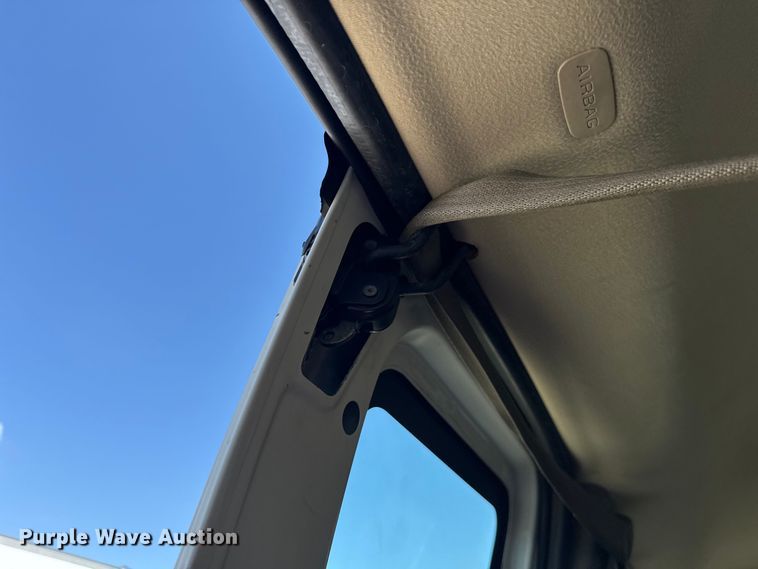 image for item EU2158 2016 Chevrolet Express van