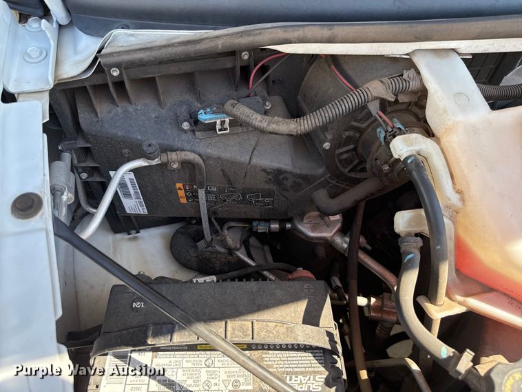 image for item EU2158 2016 Chevrolet Express van