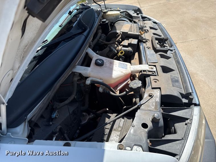 image for item EU2158 2016 Chevrolet Express van