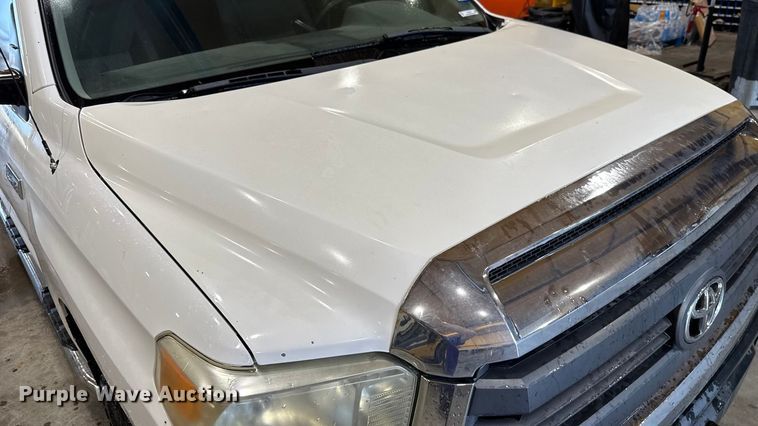 image for item EU2168 2014 Toyota Tundra Double Cab pickup truck