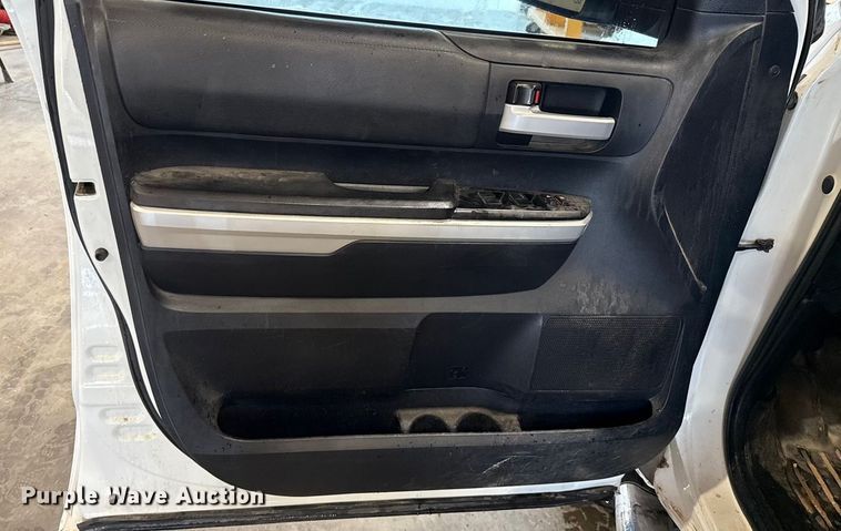 image for item EU2168 2014 Toyota Tundra Double Cab pickup truck