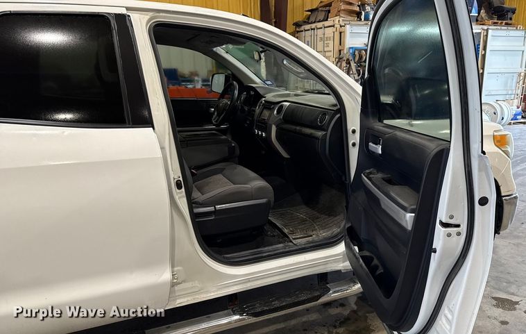 image for item EU2168 2014 Toyota Tundra Double Cab pickup truck