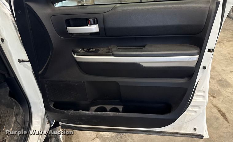 image for item EU2168 2014 Toyota Tundra Double Cab pickup truck