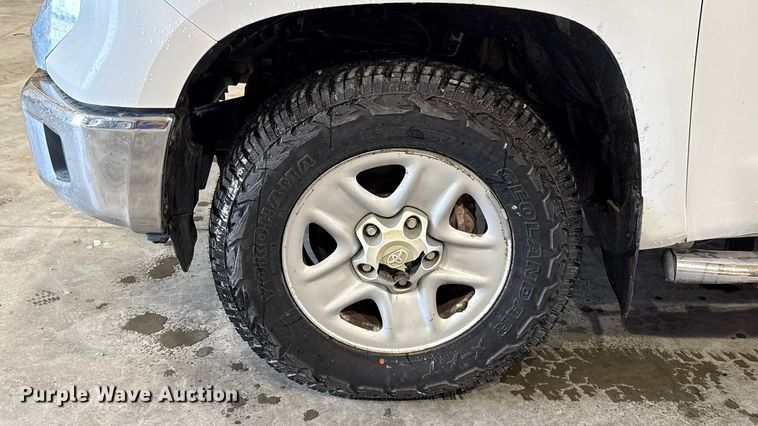 image for item EU2168 2014 Toyota Tundra Double Cab pickup truck