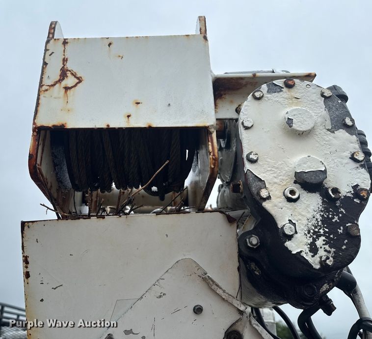 image for item EU2176 2001 Ford F550 utility / service truck