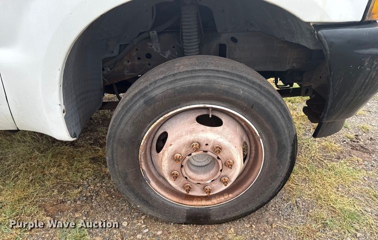 image for item EU2176 2001 Ford F550 utility / service truck