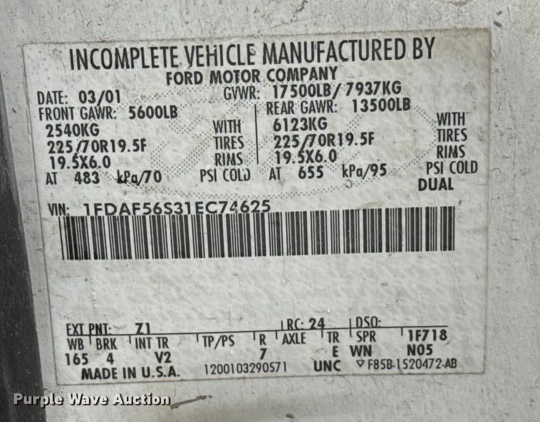 image for item EU2176 2001 Ford F550 utility / service truck