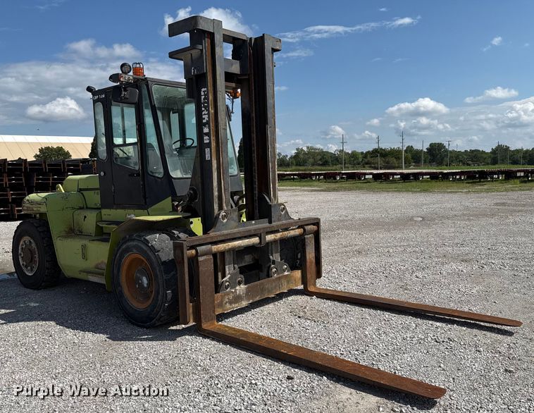 image for item EU2202 2001 Clark CDP120 forklift