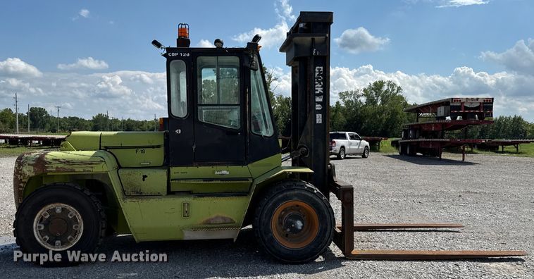 image for item EU2202 2001 Clark CDP120 forklift