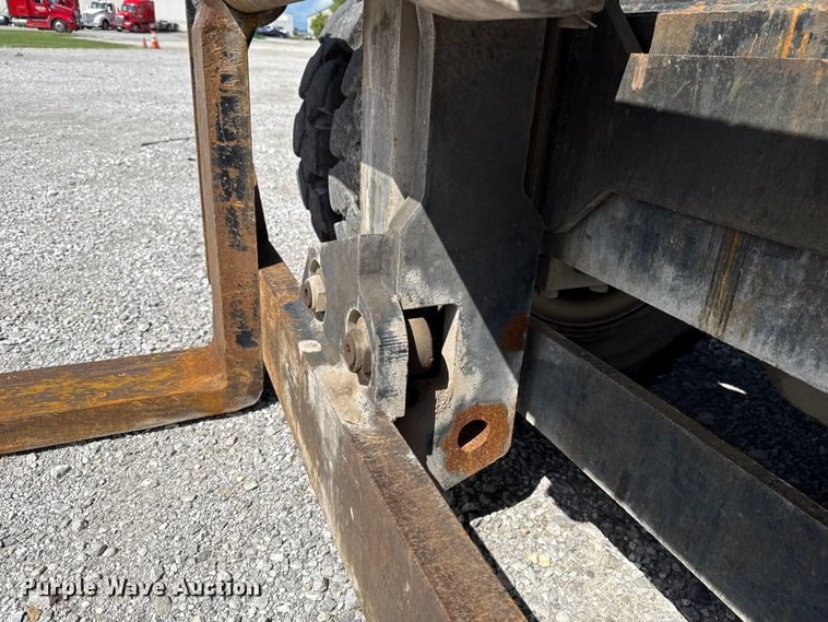 image for item EU2202 2001 Clark CDP120 forklift