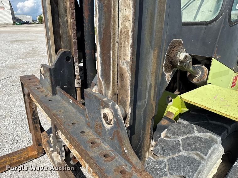 image for item EU2202 2001 Clark CDP120 forklift