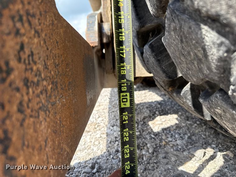 image for item EU2202 2001 Clark CDP120 forklift