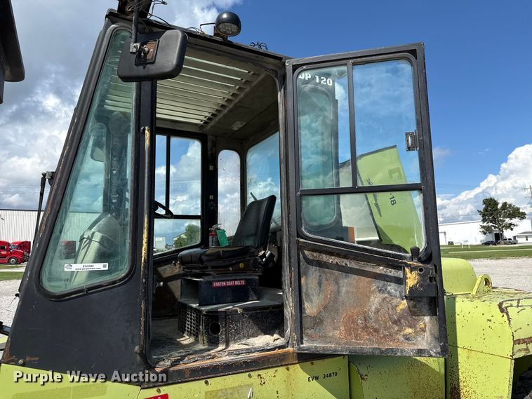 image for item EU2202 2001 Clark CDP120 forklift