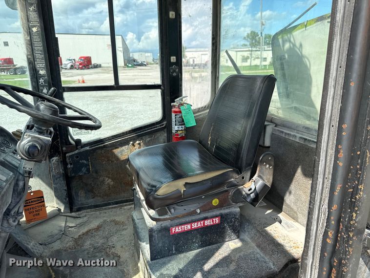 image for item EU2202 2001 Clark CDP120 forklift