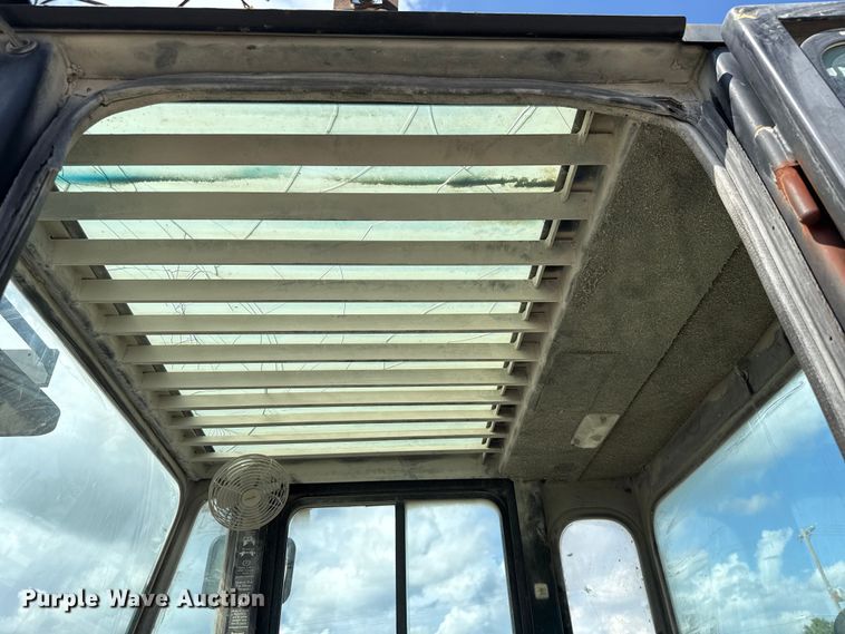 image for item EU2202 2001 Clark CDP120 forklift