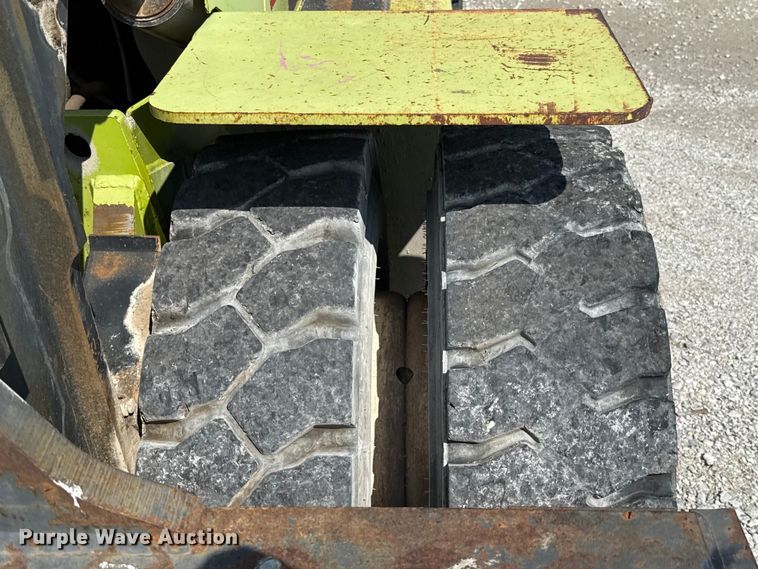 image for item EU2202 2001 Clark CDP120 forklift