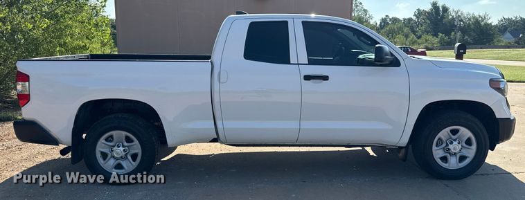 image for item EU2204 2020 Toyota Tundra SR5 Double Cab pickup truck