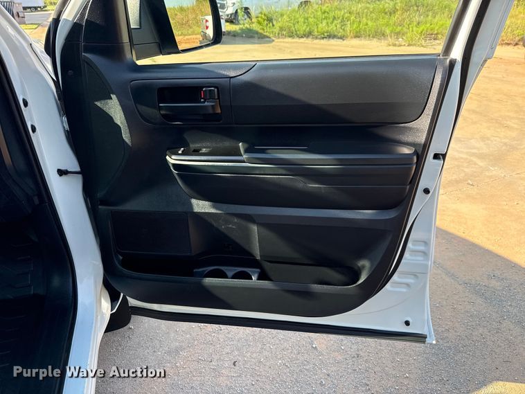 image for item EU2205 2020 Toyota Tundra SR5 Double Cab pickup truck