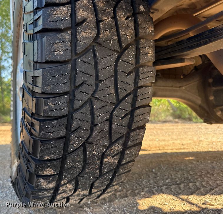 image for item EU2205 2020 Toyota Tundra SR5 Double Cab pickup truck