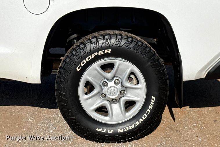 image for item EU2205 2020 Toyota Tundra SR5 Double Cab pickup truck