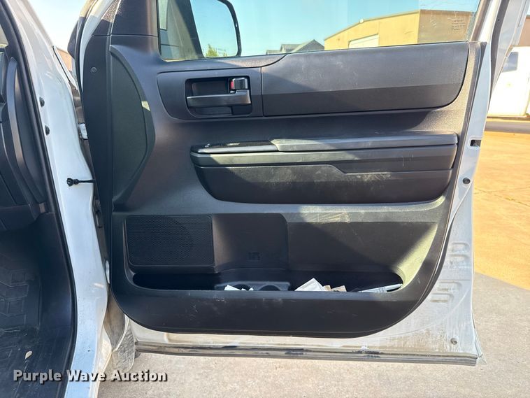 image for item EU2206 2020 Toyota Tundra SR5 Double Cab pickup truck