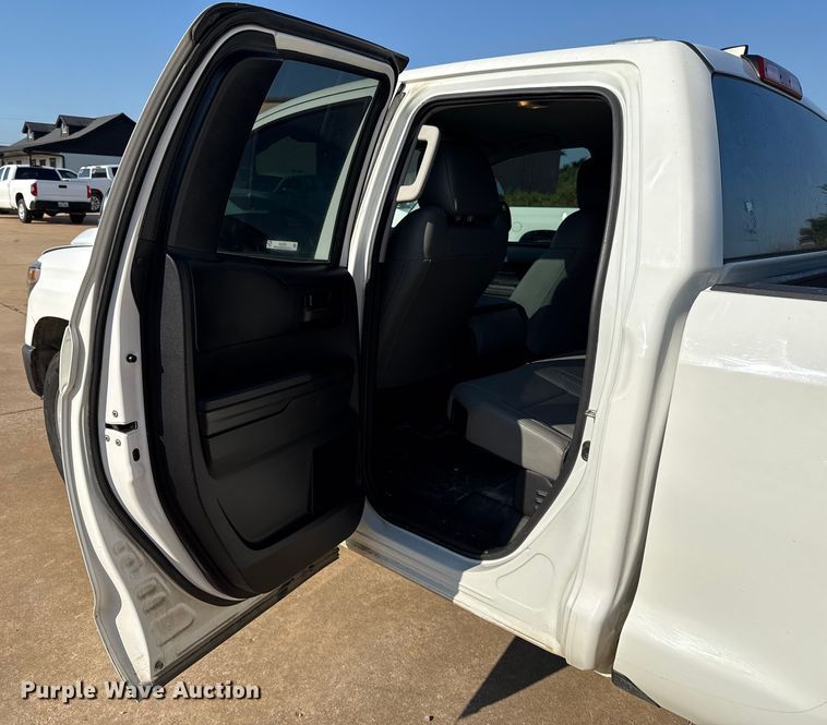 image for item EU2206 2020 Toyota Tundra SR5 Double Cab pickup truck