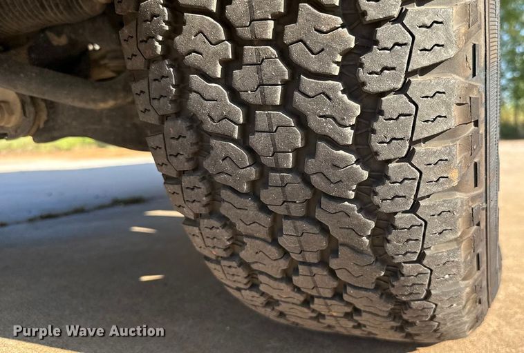 image for item EU2206 2020 Toyota Tundra SR5 Double Cab pickup truck