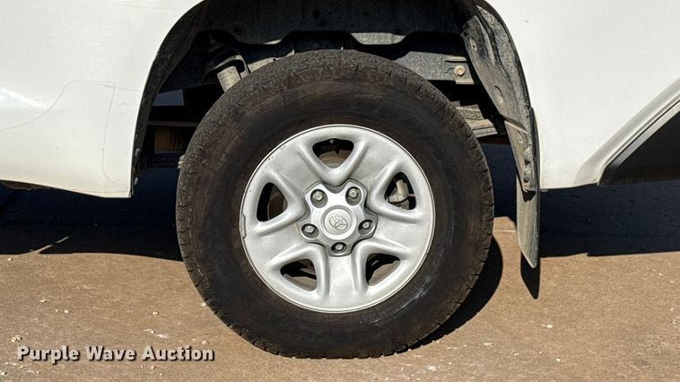 image for item EU2206 2020 Toyota Tundra SR5 Double Cab pickup truck