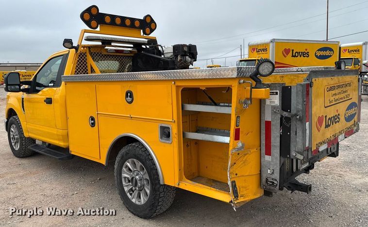 image for item EU2212 2022 Ford F350 Super Duty utility bed pickup truck