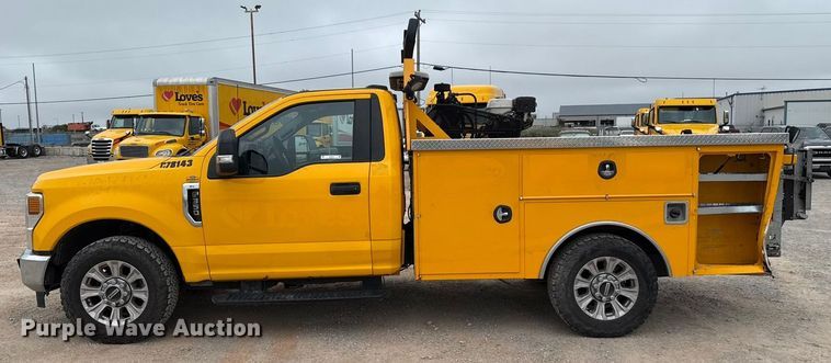 image for item EU2212 2022 Ford F350 Super Duty utility bed pickup truck