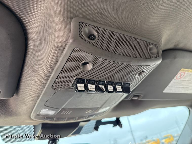 image for item EU2212 2022 Ford F350 Super Duty utility bed pickup truck