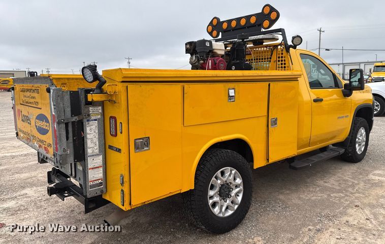 image for item EU2213 2021 Chevrolet Silverado 3500HD utility bed pickup truck