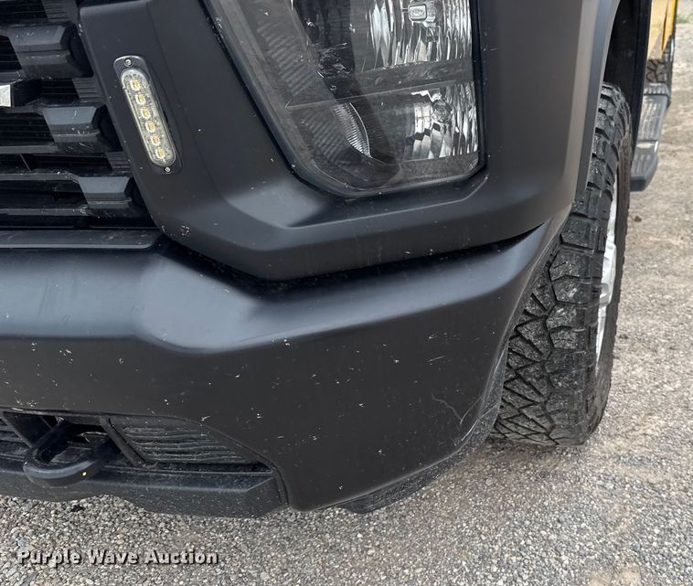 image for item EU2213 2021 Chevrolet Silverado 3500HD utility bed pickup truck