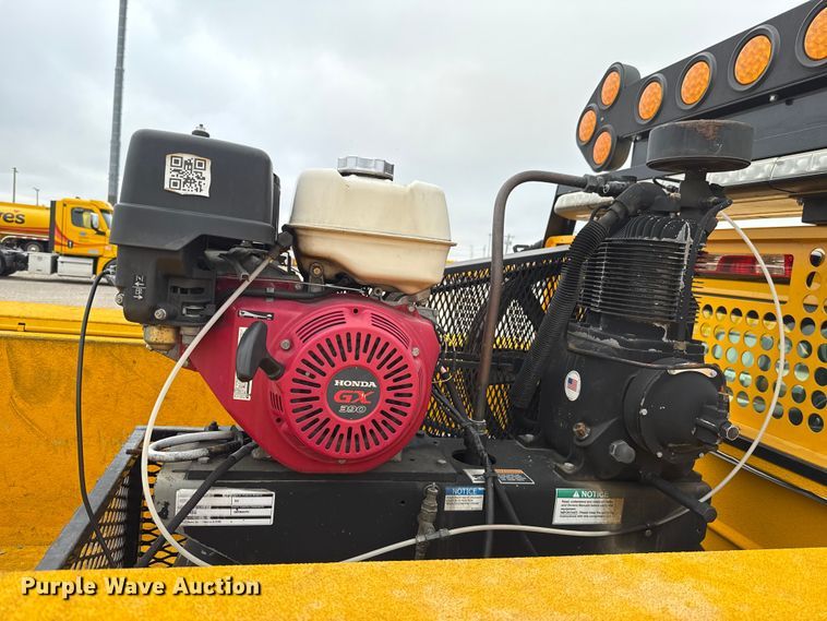 image for item EU2213 2021 Chevrolet Silverado 3500HD utility bed pickup truck