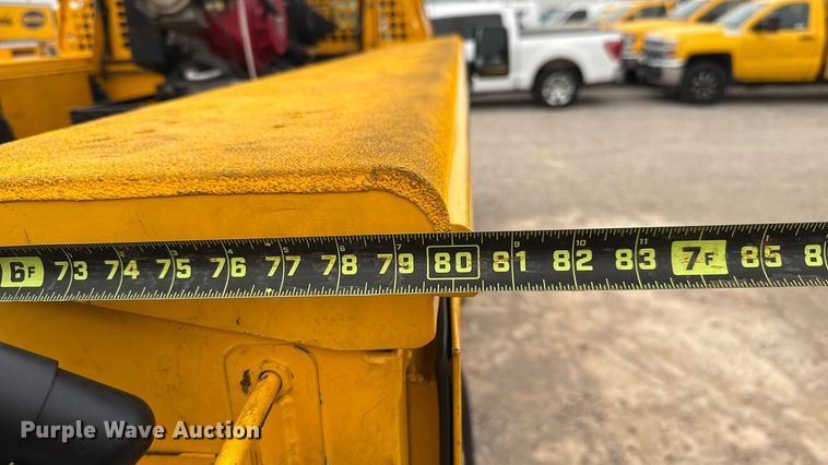 image for item EU2213 2021 Chevrolet Silverado 3500HD utility bed pickup truck