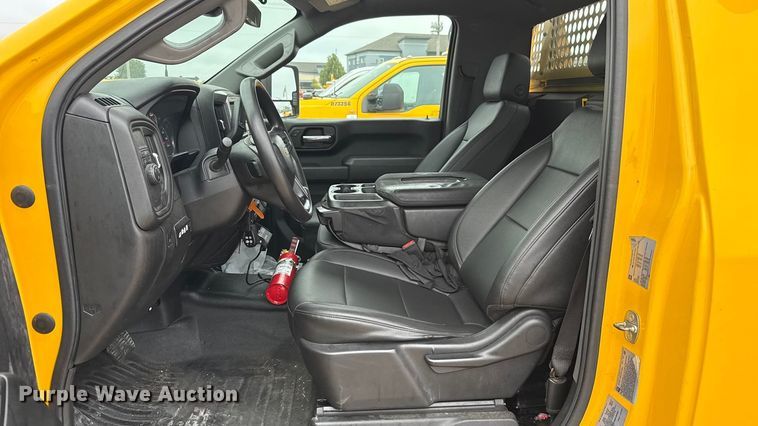 image for item EU2213 2021 Chevrolet Silverado 3500HD utility bed pickup truck