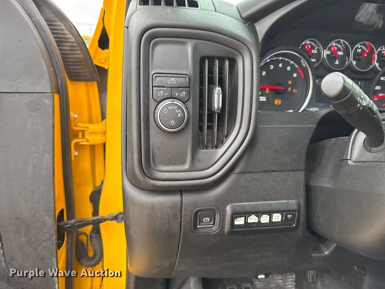 image for item EU2213 2021 Chevrolet Silverado 3500HD utility bed pickup truck