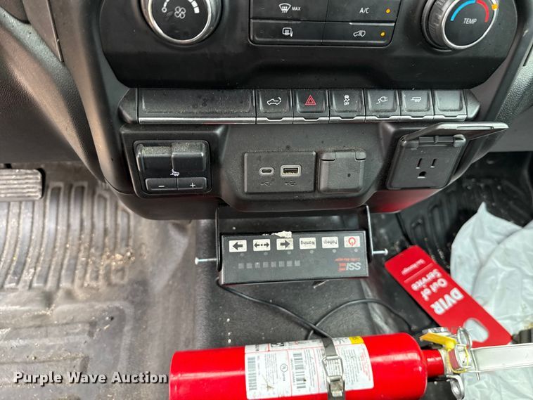 image for item EU2213 2021 Chevrolet Silverado 3500HD utility bed pickup truck