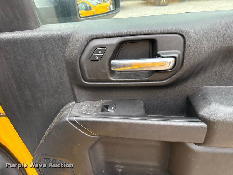 image for item EU2213 2021 Chevrolet Silverado 3500HD utility bed pickup truck