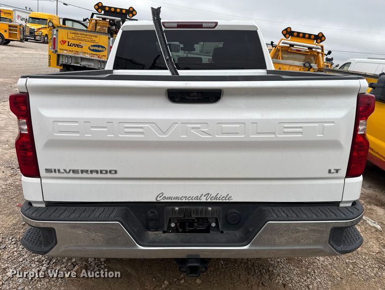 image for item EU2214 2023 Chevrolet Silverado 1500 Crew Cab pickup truck