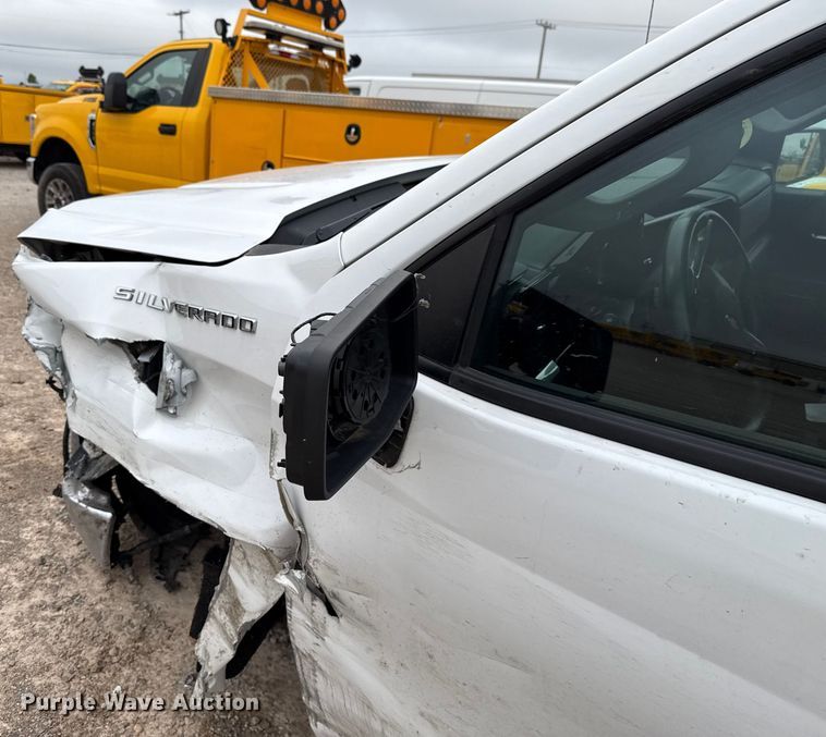 image for item EU2214 2023 Chevrolet Silverado 1500 Crew Cab pickup truck