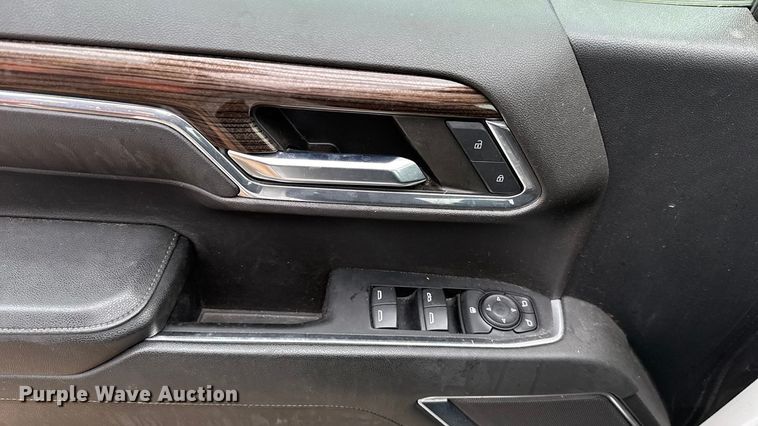 image for item EU2214 2023 Chevrolet Silverado 1500 Crew Cab pickup truck