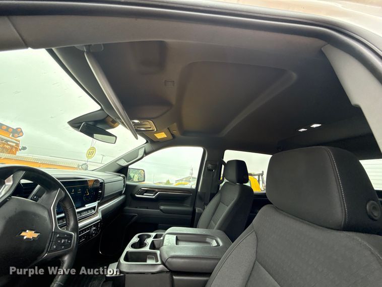 image for item EU2214 2023 Chevrolet Silverado 1500 Crew Cab pickup truck