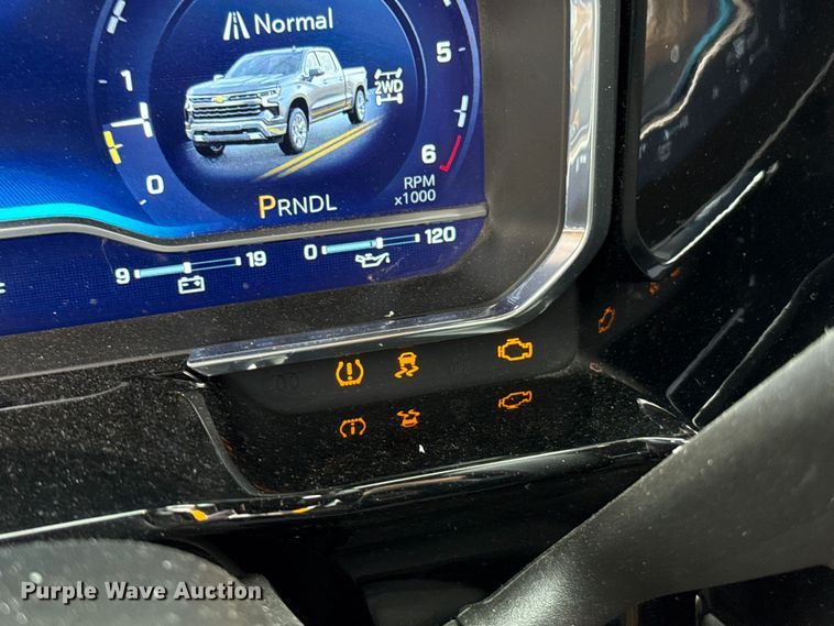 image for item EU2214 2023 Chevrolet Silverado 1500 Crew Cab pickup truck