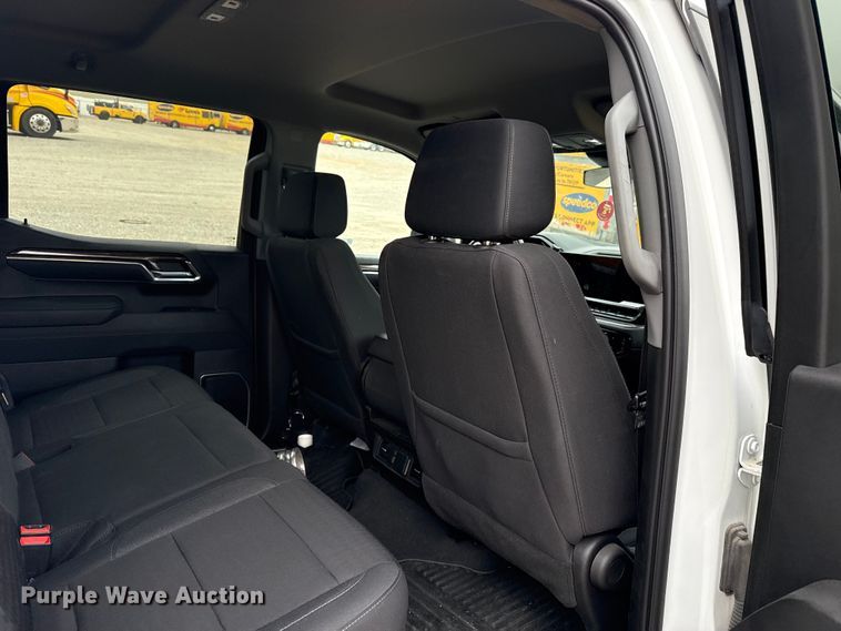 image for item EU2214 2023 Chevrolet Silverado 1500 Crew Cab pickup truck