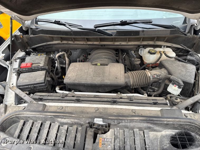 image for item EU2214 2023 Chevrolet Silverado 1500 Crew Cab pickup truck